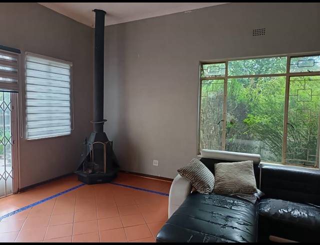 4 BEDROOM PROPERTY TO RENT IN KEW